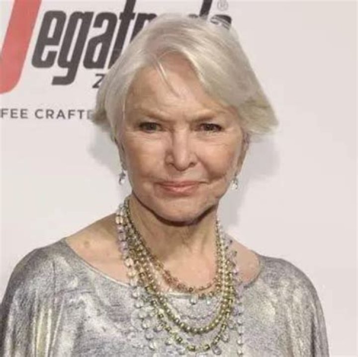 Caroline Seaton Height, Weight, Net Worth, Age, Birthday, Wikipedia, Who, Nationality, Biography