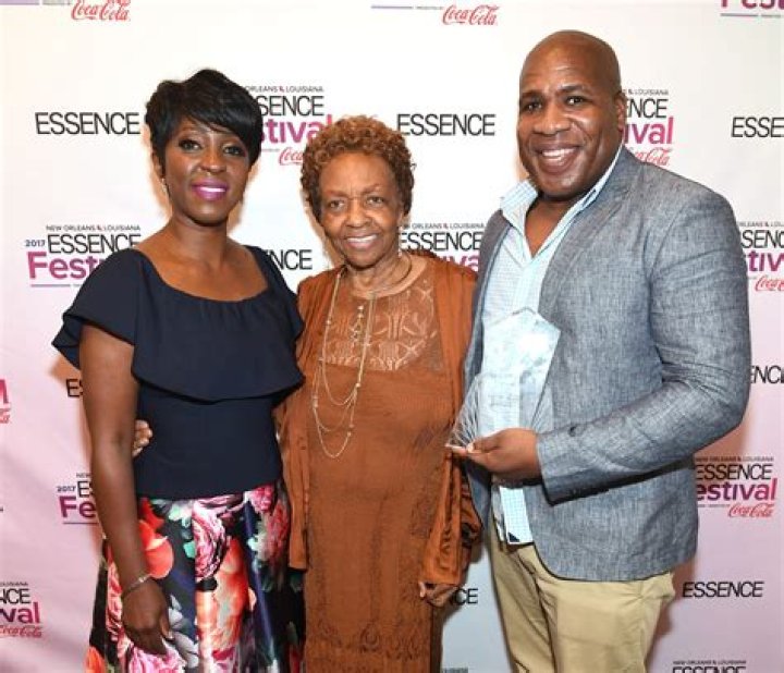 
Cissy Houston Height, Weight, Net Worth, Age, Birthday, Wikipedia, Who, Nationality, Biography 