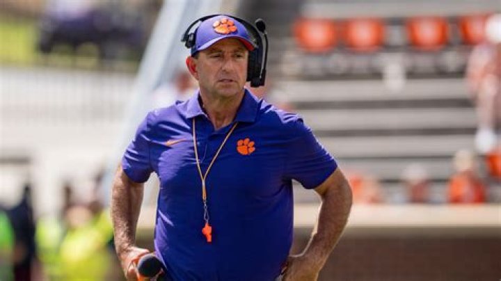 
Dabo Swinney Height, Weight, Net Worth, Age, Birthday, Wikipedia, Who, Nationality, Biography 