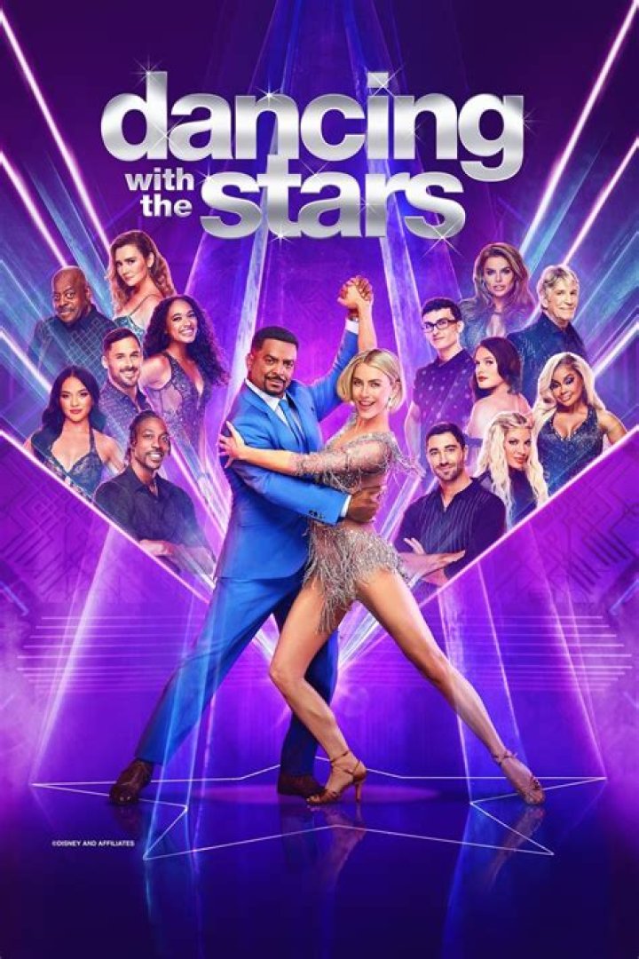 
Lindsay Arnold Announced That She Is Going To Leave “Dancing With The Stars” 