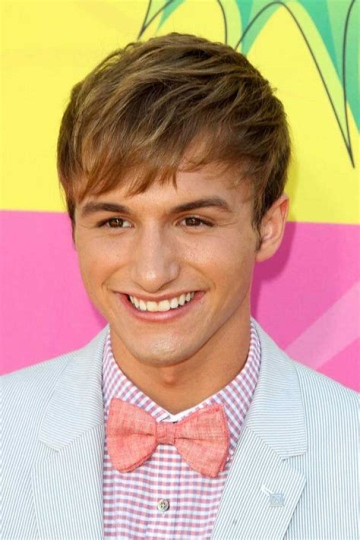 
Matthew Fawcus Height, Weight, Net Worth, Age, Birthday, Wikipedia, Who, Nationality, Biography 