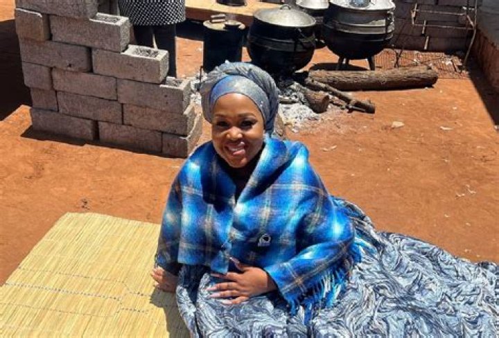 
Who is Winnie Mashaba Husband? Winnie Mashaba Bio, Age, Child and Wiki 