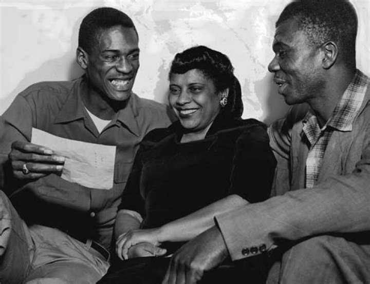 
Who was Bill Russell’s dad? 